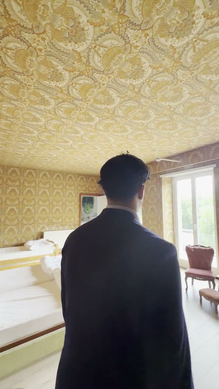 L’intérieur — Bain marbre noir
